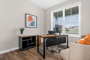 Den/flex space*